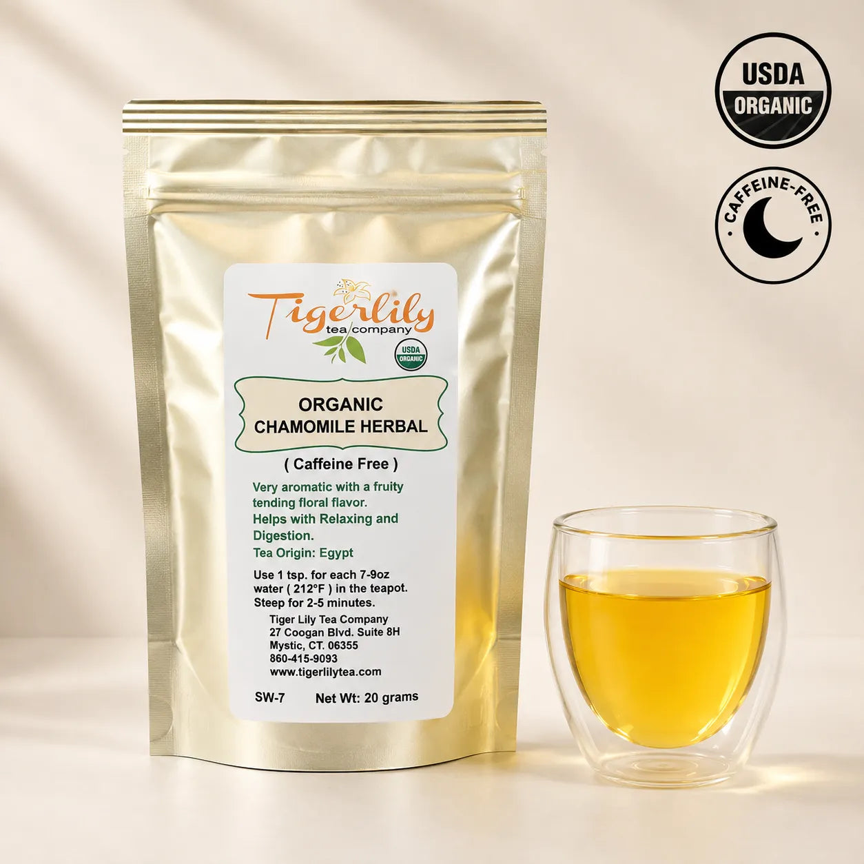 Organic chamomile flowers caffeine-free herbal tea