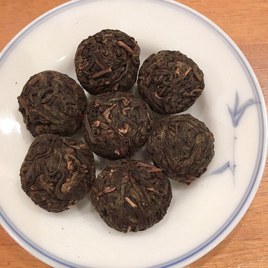 2016 Shu Long Zhu ( Sweet Dragon Ball ) Black puer ( 55 grams )
